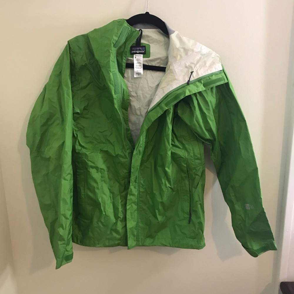 Women's Patagonia Raincoat